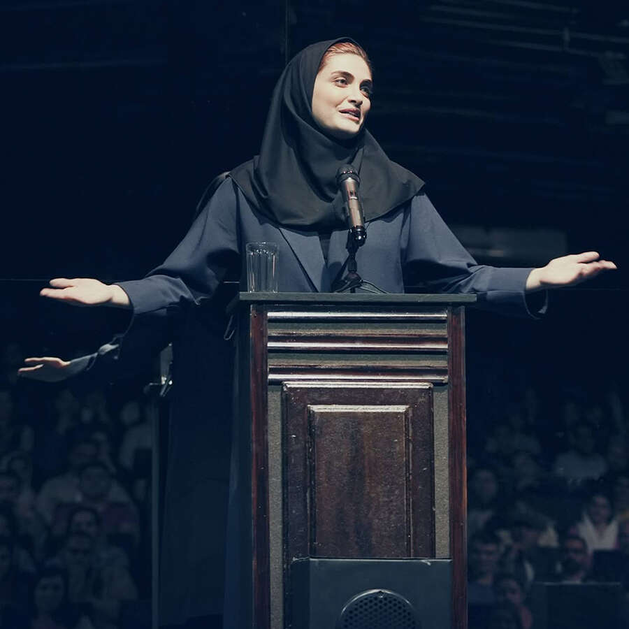 طراحی لوگو و هویت بصری